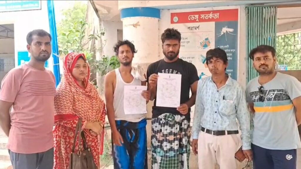 উড়িষ্যার পুরী রেলস্টেশনে ধর্মীয় পরিচয়ের জেরে দুই মুসলিম যুবককে মারধরের অভিযোগ উঠেছে রেল পুলিশের এক কর্মীর বিরুদ্ধে।