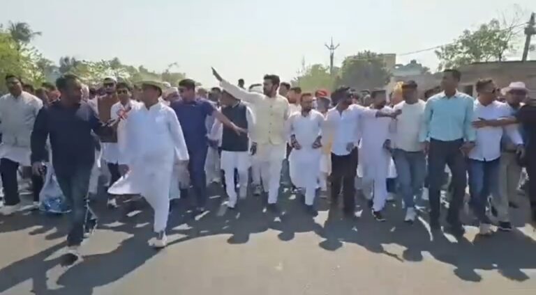 ভরতপুরের বিধায়কের ২২ কিলোমিটারের পদযাত্রা ঘিরে জেলায় রাজনৈতিক চাঞ্চল্য।