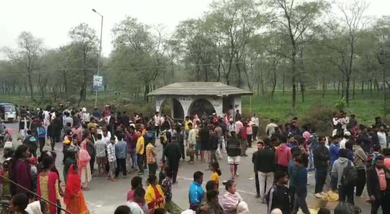 ভুটানগামী Asian Highway 48-এ গাড়ির ধাক্কায় চা শ্রমিকদের মর্মান্তিক পরিণতি।