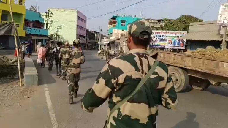 বুলবুলচণ্ডী-জাজজৈল সহ একাধিক এলাকায় টহল কেন্দ্রীয় বাহিনীর।