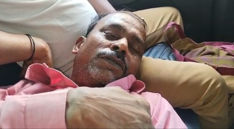 গঙ্গাপ্রসাদ কলোনিতে রাজনৈতিক উত্তেজনা, হাতাহাতিতে চাঞ্চল্য বামনগোলায়।