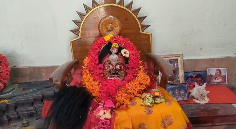 ত্রিমোহিনীর বিকট কালী মন্দিরে মহাপুজো ও মেলা, জোরকদমে প্রস্তুতি।