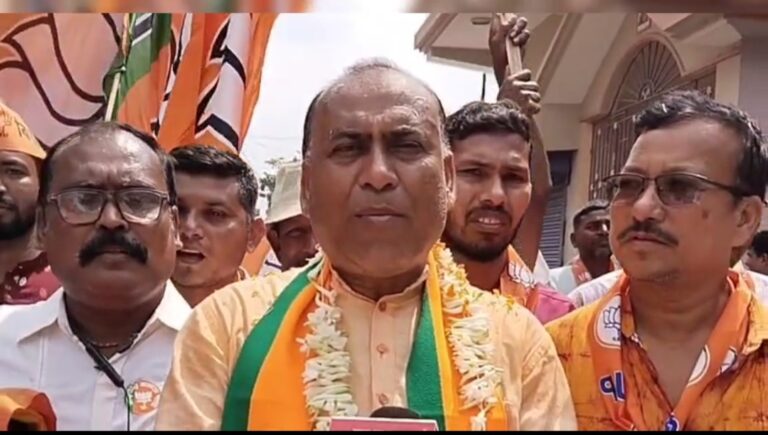 আইহো থেকে বাজার—গ্রামেগঞ্জে ভোট প্রচারে ব্যস্ত গোপাল চন্দ্র সাহা, পরিবর্তনের ডাক বিজেপির।