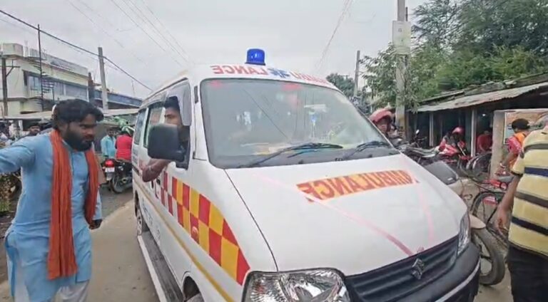 দু’ঘণ্টার যানজটে নাকাল মালদহ, ভোগান্তিতে রোগী ও পরিবার।