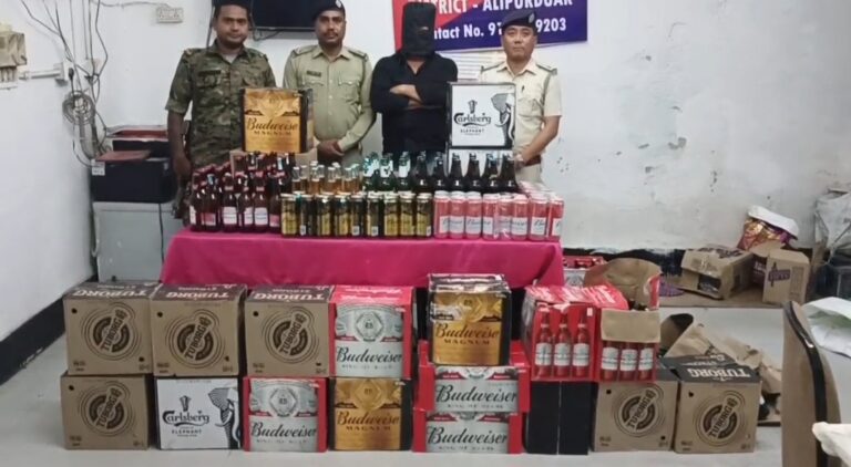 ভুটান সীমান্তে অভিযান, বিপুল পরিমাণ মদ উদ্ধার করে গ্রেফতার হোটেল মালিক।