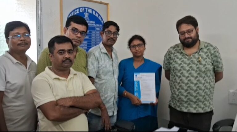 ভুতনি চরে স্বাস্থ্য পরিষেবার নজির, আন্তর্জাতিক বৈজ্ঞানিক সংস্থার স্বীকৃতি পেল মানিকচক ব্লক স্বাস্থ্য বিভাগ।