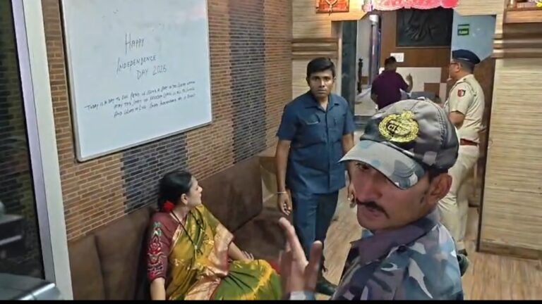 মেদিনীপুরের হোটেল-শপিংমলে অগ্নিনিরাপত্তার বেহাল দশা, একাধিক হোটেল সিজের নির্দেশ অগ্নিমিত্রার।