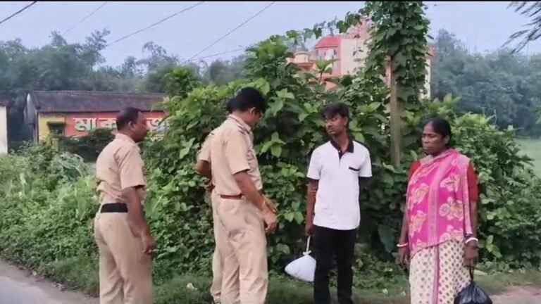 গোপন সূত্রে অভিযান, মাধবডিহীতে গাঁজাসহ দুইজনকে পাকড়াও পুলিশের।