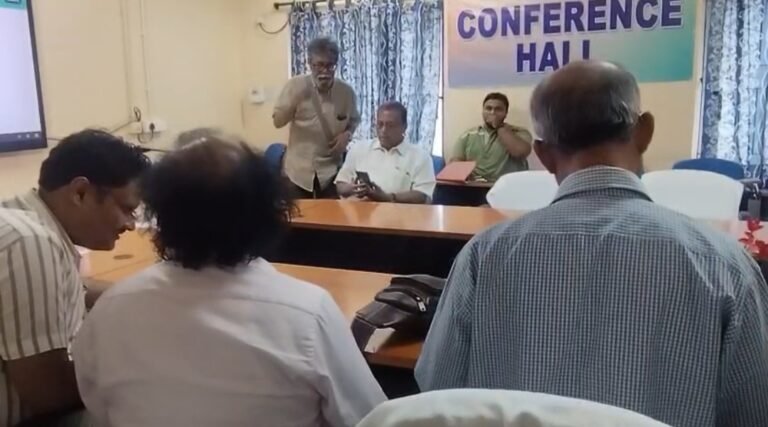 এক মাসে ৮৯ শিশুর মৃত্যুতে উদ্বেগ, অপুষ্টি-সহ একাধিক কারণ খতিয়ে দেখছে বিশেষজ্ঞ দল।