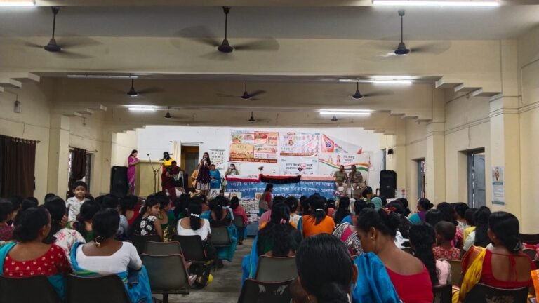 পাকুয়াহাটে আইসিডিএস কর্মসূচি, পুষ্টিকর খাবারের প্রদর্শনী ও বাল্যবিবাহ রোধে সচেতনতা।