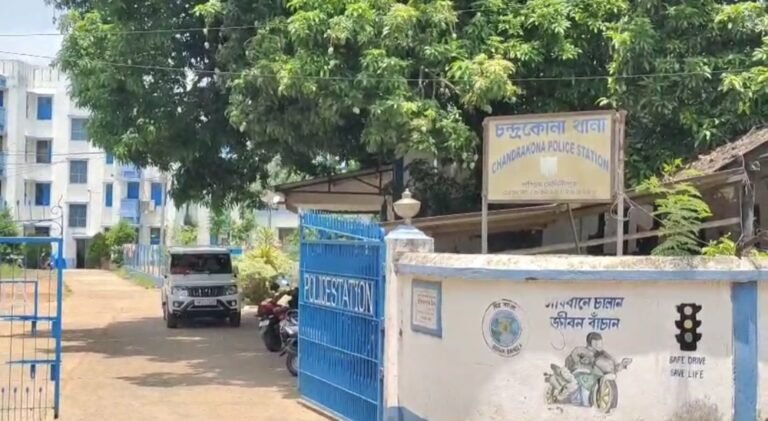 থানার বাথরুমে গলায় ফাঁস দেওয়ার চেষ্টা, হাসপাতালে চিকিৎসাধীন অবস্থায় মৃত্যু আসামির।
