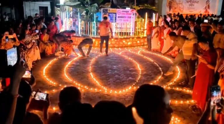 ব্লক অফিস থেকে স্কুল—আলিপুরদুয়ারের বিভিন্ন জায়গায় ‘আশীর্বাদ প্রদীপ’ জ্বালিয়ে মোদীর জন্মদিন পালন।