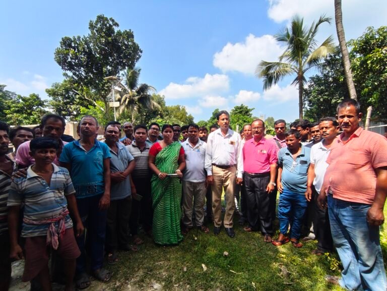 ৪৫ শিশুর মুখে হাসি, তপনে নতুন বস্ত্র বিতরণ ও বৃক্ষরোপণ কর্মসূচি।