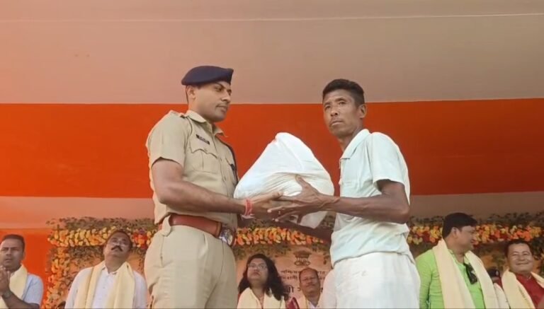 টোটোপাড়ায় বিশেষ জনজাতির পুষ্টি সুরক্ষায় রাজ্য সরকারের উদ্যোগ, কর্মসূচির সূচনা মুখ্যমন্ত্রীর।